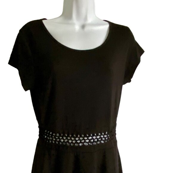 Love Fire Black Short Sleeve Dress Eyelet Waist Cutout Detail Junior's Large - Picture 5 of 11